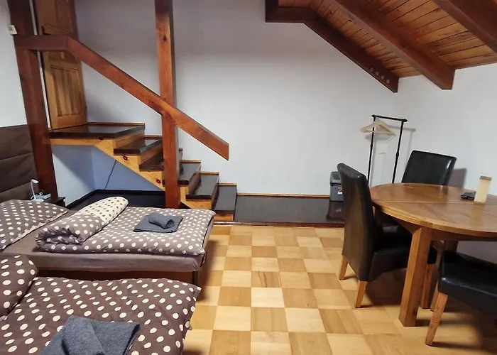 Travel House